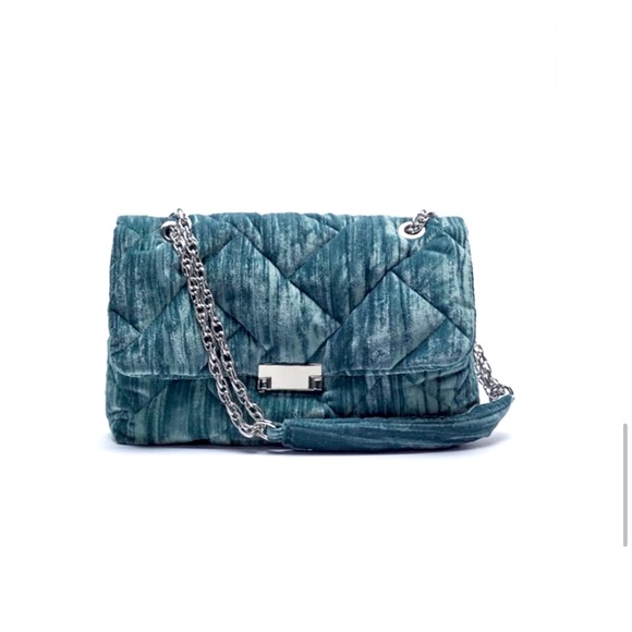 Zara Handbags - ZARA QUILTED VELVET BAG